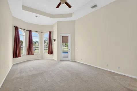 6068 Pond Bluff Court Lake Worth FL 33467