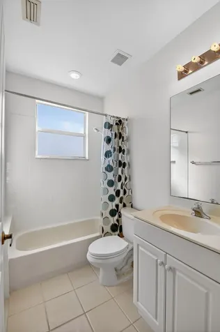 6068 Pond Bluff Court Lake Worth FL 33467