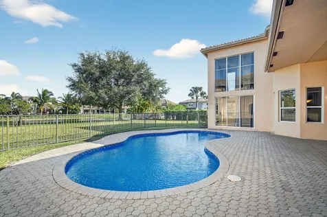 6068 Pond Bluff Court Lake Worth FL 33467