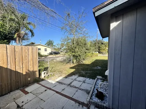 8761 40th Terrace Palm Beach Gardens FL 33410