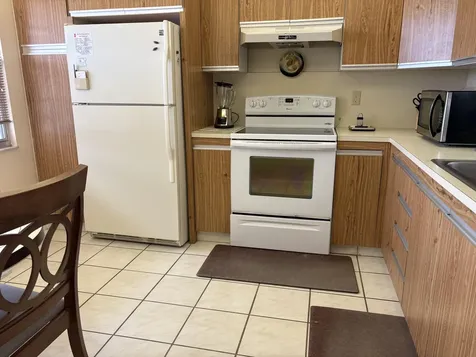 2202 Lucaya Bend Coconut Creek FL 33066