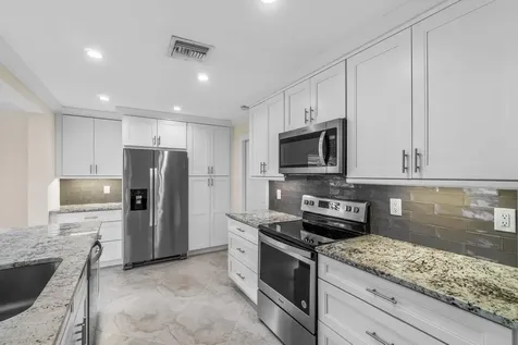 2096 SW 13th Terrace Boynton Beach FL 33426