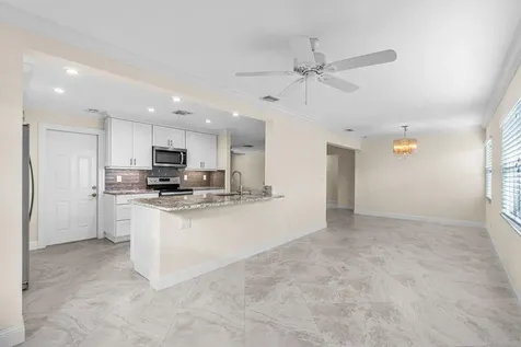 2096 SW 13th Terrace Boynton Beach FL 33426