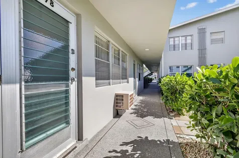 378 Sheffield P West Palm Beach FL 33417