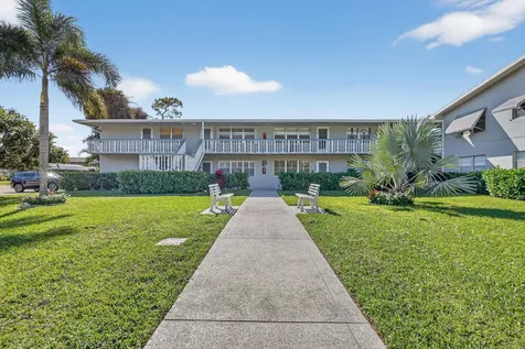 378 Sheffield P West Palm Beach FL 33417
