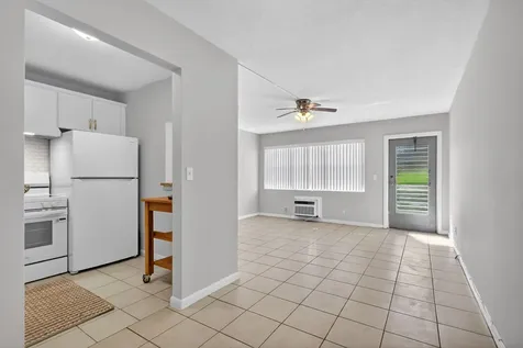 378 Sheffield P West Palm Beach FL 33417