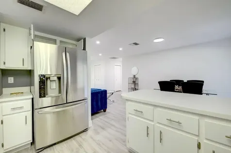 543 SE Greenway Terrace Port Saint Lucie FL 34983