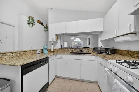 1178 Nw Lombardy Drive Port Saint Lucie FL 34986