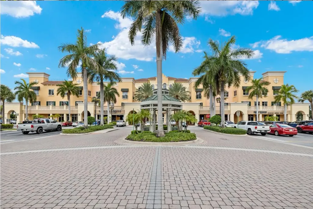 1880 N Congress Avenue Boynton Beach FL 33426
