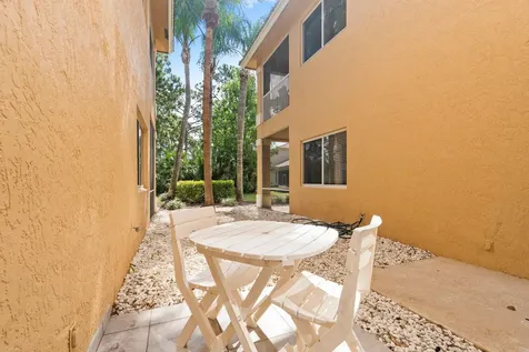 8419 Mulligan Circle Port Saint Lucie FL 34986