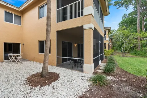 8419 Mulligan Circle Port Saint Lucie FL 34986