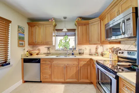 2492 Nw 10th Street Delray Beach FL 33445