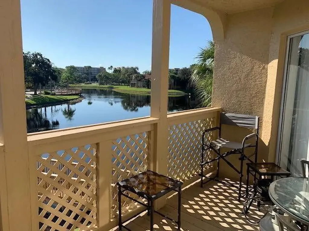 4831 Via Palm Lakes West Palm Beach FL 33417