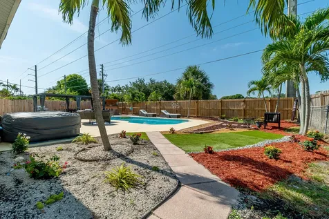 1416 W Hardee Street Lantana FL 33462