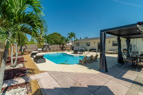 1416 W Hardee Street Lantana FL 33462