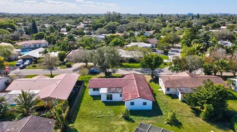4005 Nw 76th Avenue Coral Springs FL 33065