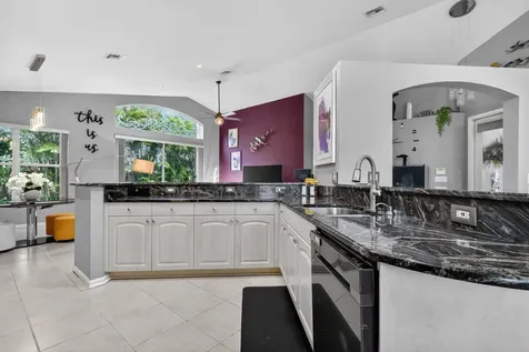 10026 Diamond Lake Drive Boynton Beach FL 33437