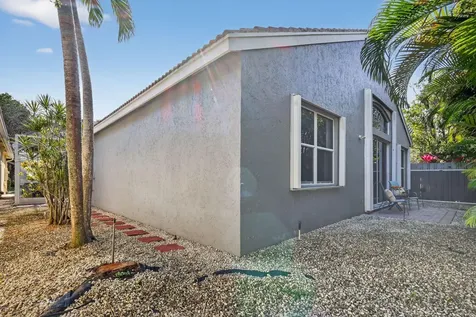 10026 Diamond Lake Drive Boynton Beach FL 33437
