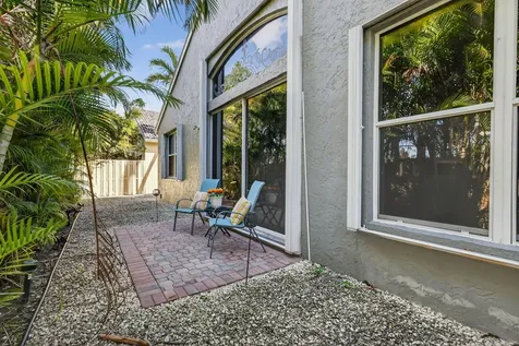 10026 Diamond Lake Drive Boynton Beach FL 33437