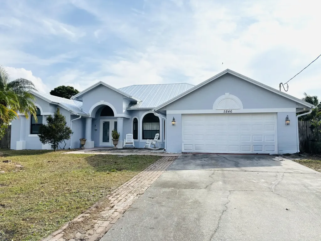 5846 NW Bates Avenue Port Saint Lucie FL 34986