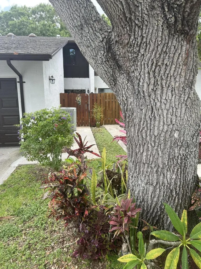 2010 Colonial A3 Road Fort Pierce FL 34950