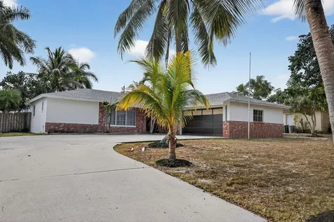 8776 Se Bahama Circle Hobe Sound FL 33455