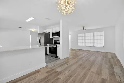 8776 Se Bahama Circle Hobe Sound FL 33455