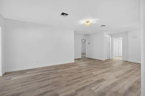 8776 Se Bahama Circle Hobe Sound FL 33455