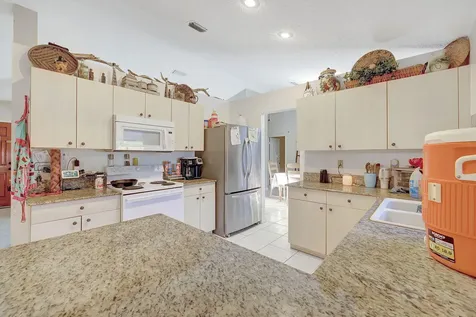 3617 Sw Masilunas Street Port Saint Lucie FL 34953