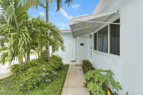 416 Inlet Road North Palm Beach FL 33408