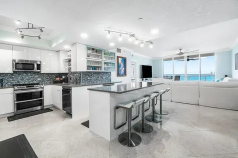 2650 Lake Shore Drive Riviera Beach FL 33404