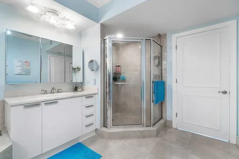 2650 Lake Shore Drive Riviera Beach FL 33404