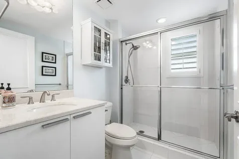 2650 Lake Shore Drive Riviera Beach FL 33404