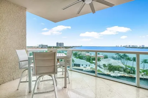 2650 Lake Shore Drive Riviera Beach FL 33404