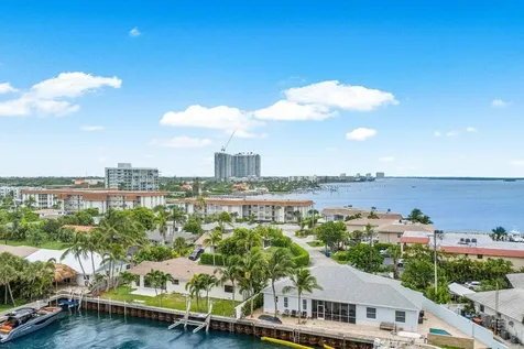 2650 Lake Shore Drive Riviera Beach FL 33404