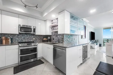 2650 Lake Shore Drive Riviera Beach FL 33404