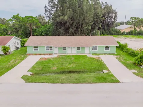 3763 SE Dixie Ross Street Stuart FL 34997