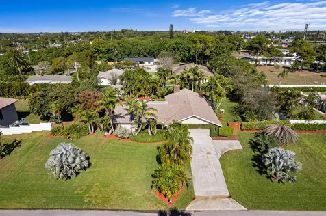 1887 Finn Hill Drive Boynton Beach FL 33426