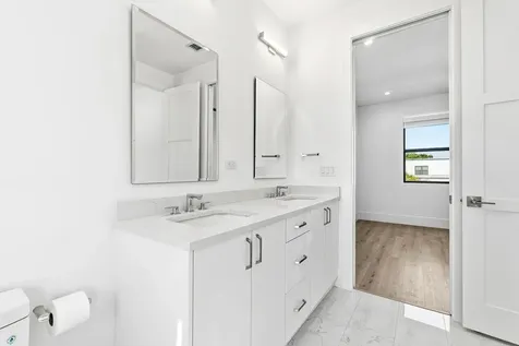 691 Kingsbridge Street Boca Raton FL 33487