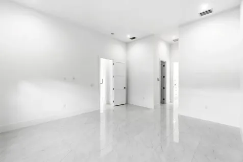 691 Kingsbridge Street Boca Raton FL 33487