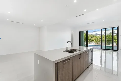 691 Kingsbridge Street Boca Raton FL 33487