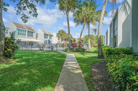 2900 SW 22nd Avenue Delray Beach FL 33445