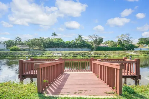 2900 SW 22nd Avenue Delray Beach FL 33445