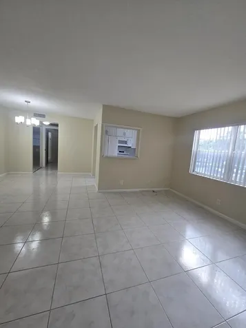 17 Cambridge A West Palm Beach FL 33417