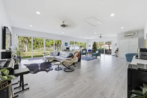 13595 89th Place West Palm Beach FL 33412