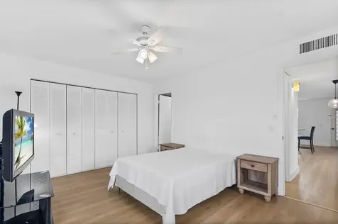 473 Capri J Delray Beach FL 33484