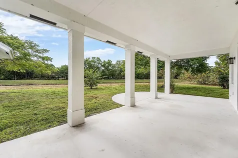 5268 Nw Gamma Street Port Saint Lucie FL 34986