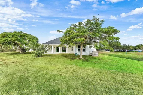 5268 Nw Gamma Street Port Saint Lucie FL 34986