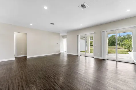 5268 Nw Gamma Street Port Saint Lucie FL 34986