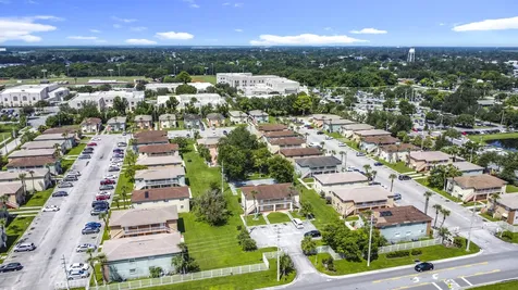 694 Michigan Court St. Cloud FL 34769